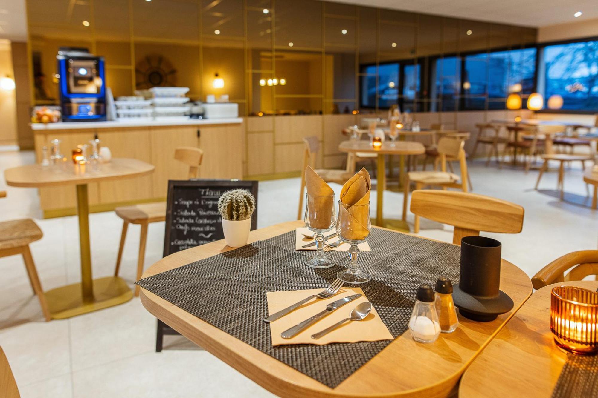 La Chapelle-Saint-Luc B Hotel Troyes Aeroport מראה חיצוני תמונה