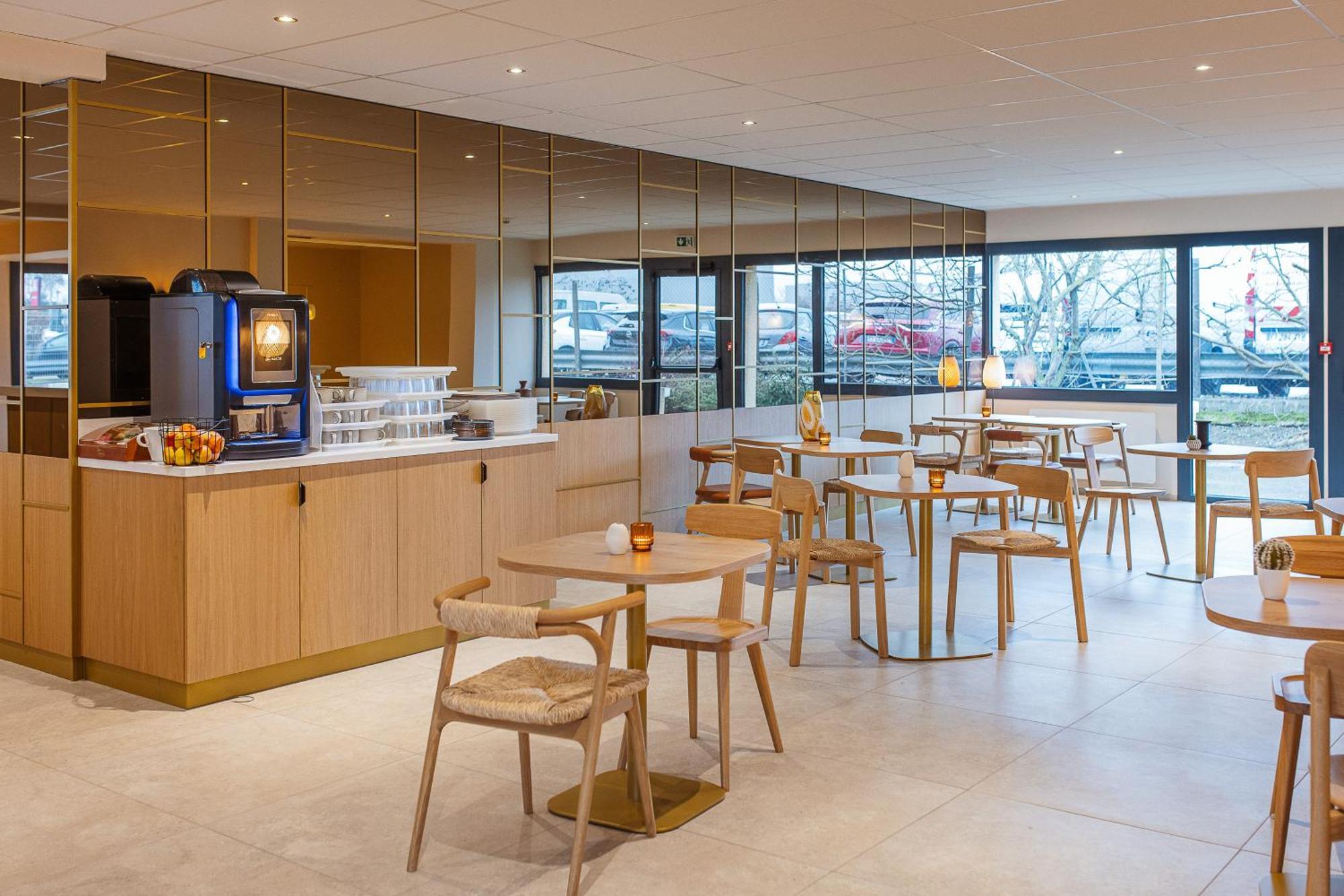 La Chapelle-Saint-Luc B Hotel Troyes Aeroport מראה חיצוני תמונה