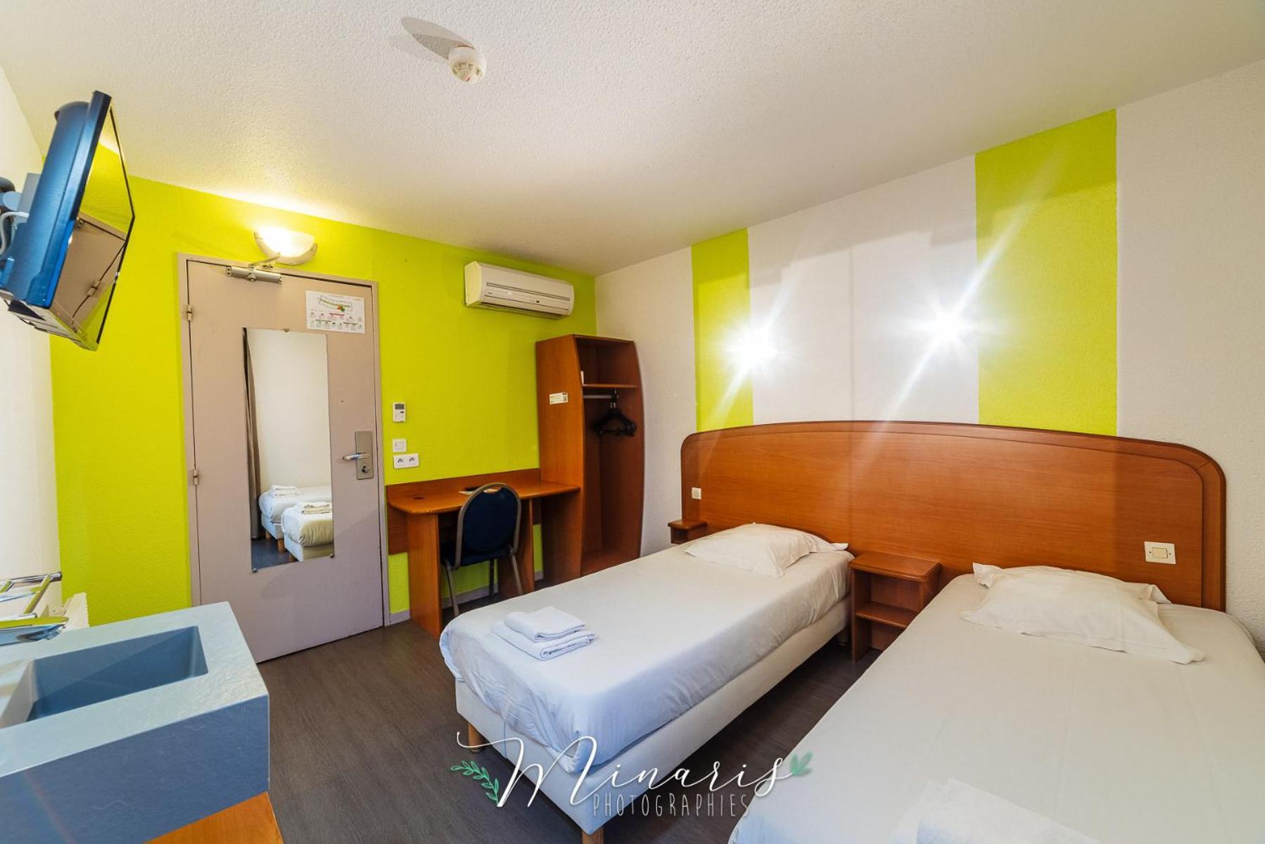 La Chapelle-Saint-Luc B Hotel Troyes Aeroport מראה חיצוני תמונה