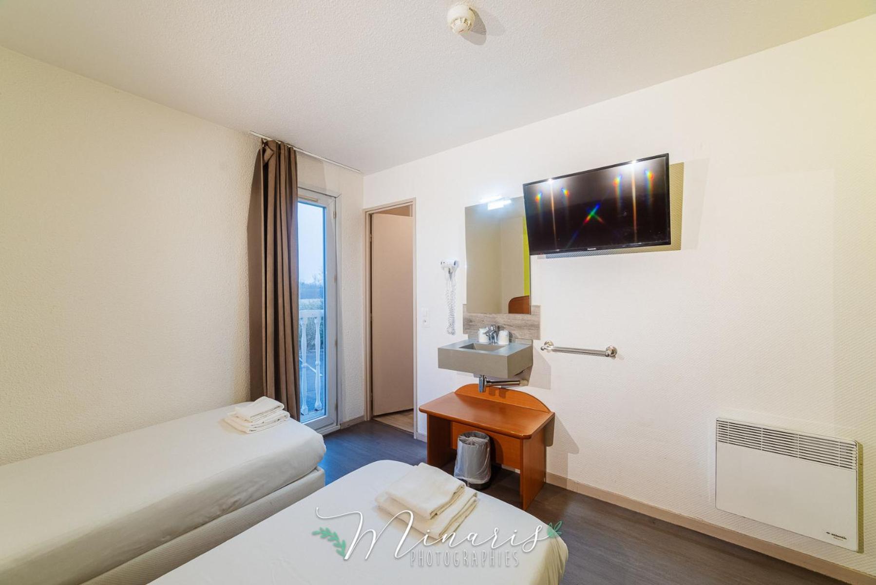 La Chapelle-Saint-Luc B Hotel Troyes Aeroport מראה חיצוני תמונה